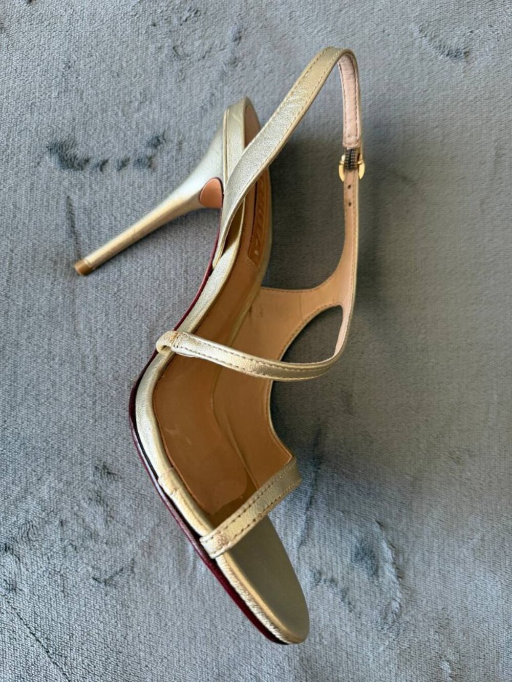 Schutz Women's Gold Sling Metallic 4" Heel Sandal/Shoes size 7B - Picture 9 of 12